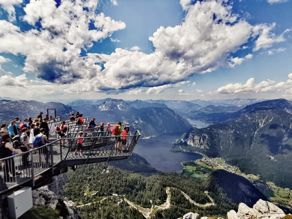 Steiermark Urlaub am Berg: Die Aussichtsplattform auf dem Krippenstein